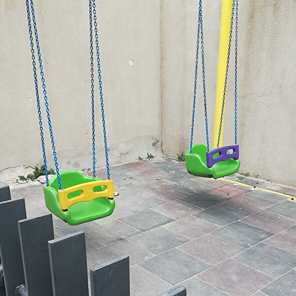 Gözümde canlanır koskoca mazi