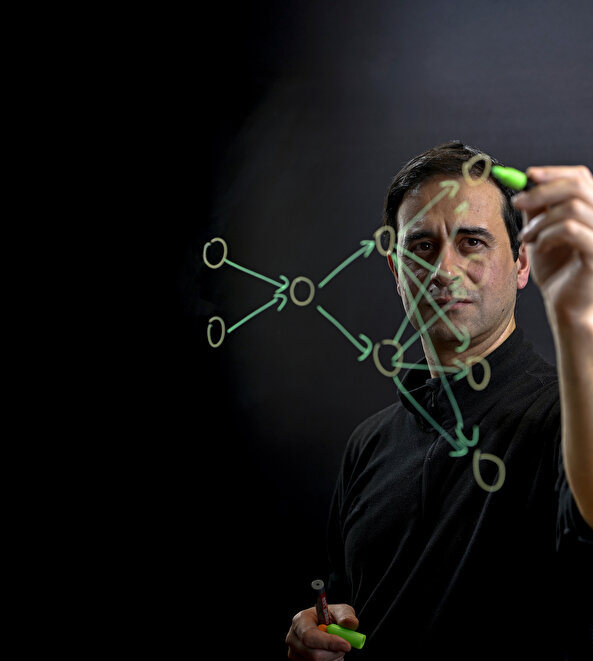 Kasım 2025’te yapay zekâ bilimsel simülasyon ve iş gücü dönüşümünü aynı anda hızlandırıyor