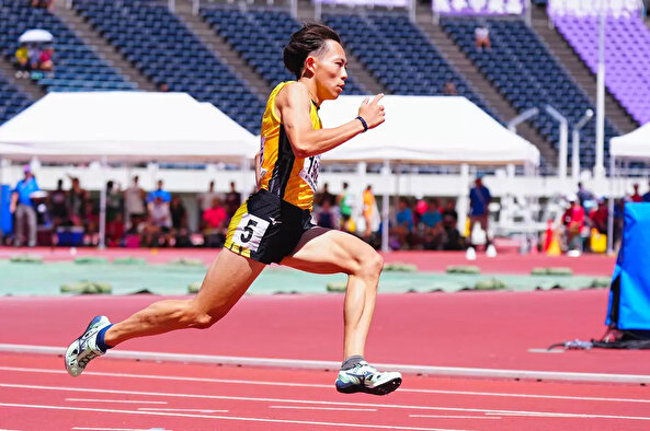 16 yaşında Usai Bolt'un rekorunu kırdı: Tüm dünya onu konuşuyor