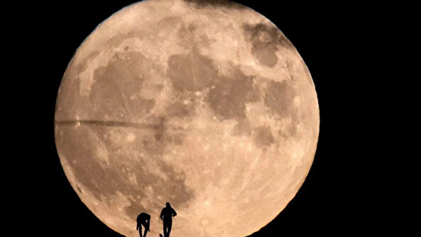 2025’in en büyük ve en parlak süper ayı bu gece! “Kunduz Süper Ay” gökyüzünü aydınlatacak