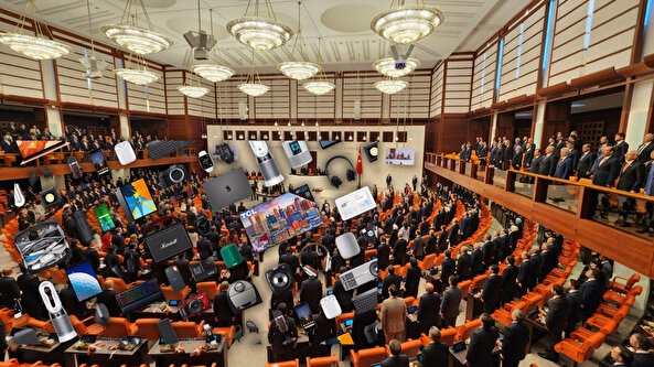 MHP'den ÖTV muafiyeti teklifi: Üniversite öğrencilerine kısıtlamasız elektronik cihaz desteği