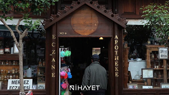 150 Yıllık Mirasın Adası: Büyükada’nın şifa kapısı olan merkez eczanesi hizmetine devam ediyor