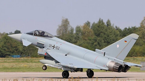 NATO'dan doğu kanadına takviye: Almanya, Polonya'ya Eurofighter savaş uçakları konuşlandırdı