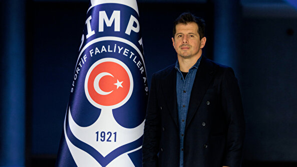 Süper Lig’de imzalar atıldı! Kasımpaşa’da yeni dönem resmen başladı: Dümene Emre Belözoğlu geçti