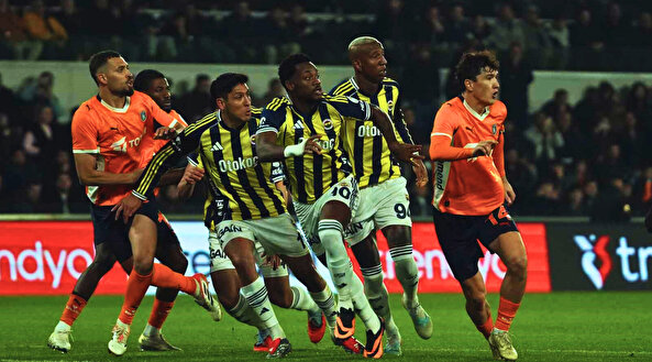 CANLI ANLATIM | Başakşehir - Fenerbahçe : Maçta tempo yüksek