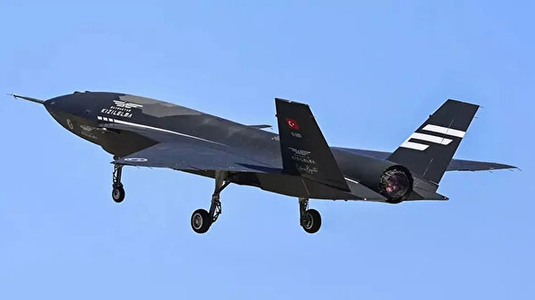 Kızılelma testte Boeing’i geride bıraktı: İHA yarışında tarihi an