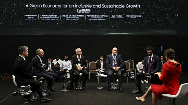 Türkiye’deki Antalya Diplomasi Forumu’nda yeşil ekonomi tartışılıyor