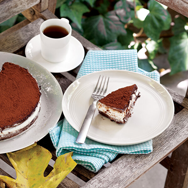 Beyaz Çikolata Muslu Kek Tarifi, Nasıl Yapılır? GZT Lokma