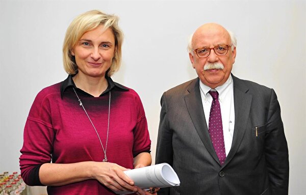 Avrupa Da Osmanli Kursusu Acilmali