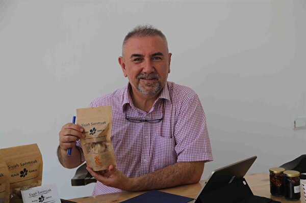 Kastamonu Nun Siyah Sarimsagi 16 Ulkeye Gonderildi Kilosu 70 Lira