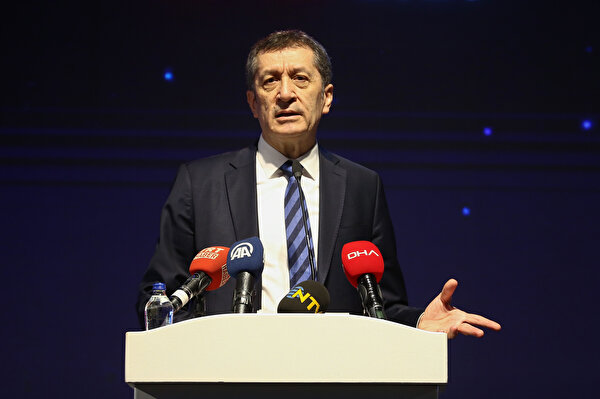 Koronavirus Tatilinde Evde Egitim Nasil Olacak