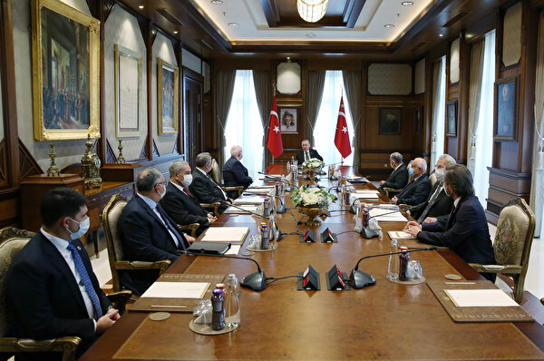 Cumhurbaşkanı Erdoğan’ın başkanlığında 4 saatlik kritik görüşme