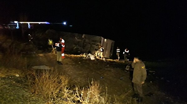 Son Dakika Ankara Haberleri: Ankara’da otobüs kazası: 10 ...