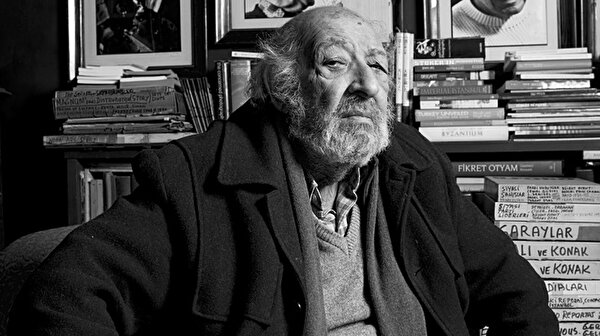 picasso yu da cekti asik veysel i de