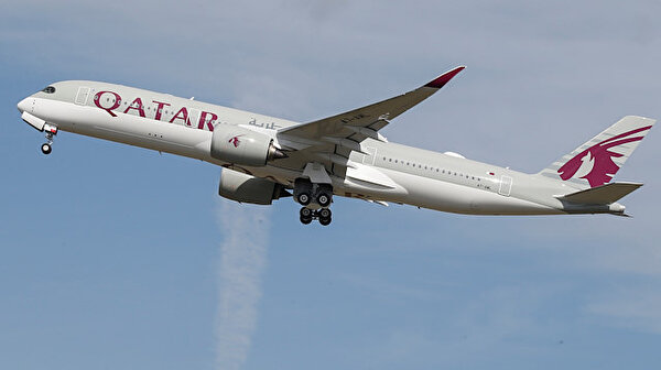 qatar airways resumes flights to united