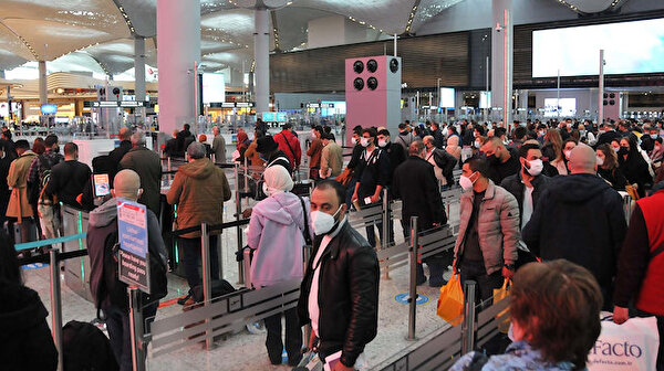 İstanbul Havalimanı'nda yolcu yoğunluğu