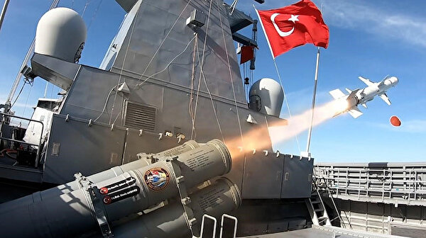 Ο πρώτος τουρκικός θαλάσσιος πύραυλος Atmaca προκαλεί ανησυχία στην Ελλάδα: κίνδυνος για τον στρατό μας