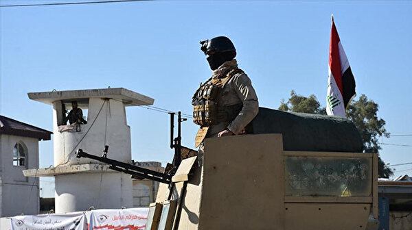 Irak'ta Yeşil Bölge'yi basmaya çalışan Sadr Hareketi destekçileri güvenlik güçlerinin müdahalesiyle karşılaştı