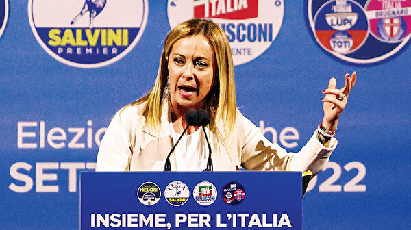 Elezioni critiche in Italia: in testa alle urne