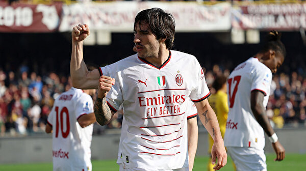 Salernitana 1-2 Milan Maç Özeti İzle (VİDEO) - Yeni Şafak