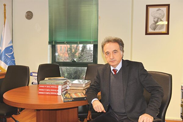Tarihimizin Hamasete Ihtiyaci Yok