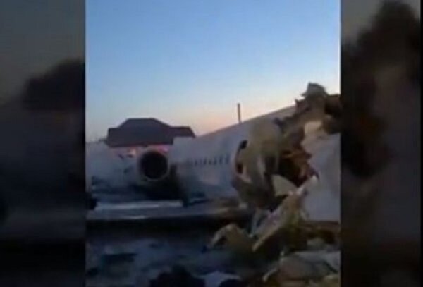 Kazakistan'da yolcu uçağı kalkış sırasında düştü