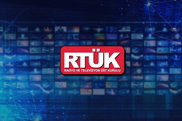 Televizyon izleyicisi ekrandaki şiddetten rahatsız