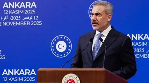 Le ministre turc des affaires étrangères hakan Fidan à Ankara, le 16 novembre 2025. 