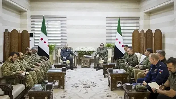 سوريا وروسيا تبحثان تعزيز آليات التنسيق والتعاون العسكري