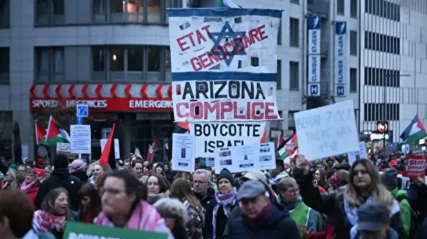 بروكسل.. آلاف يتظاهرون للمطالبة بحصار عسكري شامل على إسرائيل
