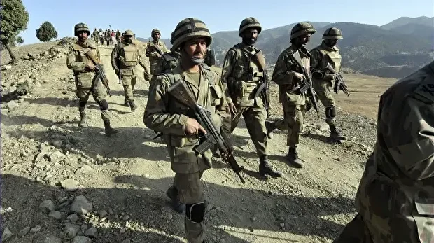 باكستان تعلن مقتل 15 "إرهابيا" في عمليتين شمالي البلاد