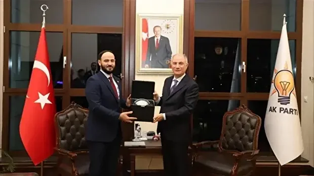 تركيا.. نائب رئيس حزب العدالة والتنمية يلتقي محافظ حلب