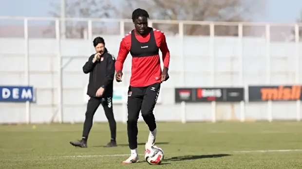 Antrenmana Badji de katıldı.