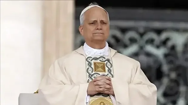 بابا الفاتيكان وعباس يبحثان إيصال المساعدات لغزة وحل الدولتين