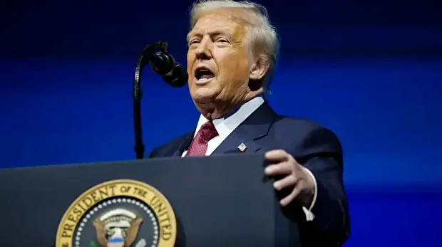 ترامب يدعو إسرائيل للحوار مع سوريا لضمان ازدهارها