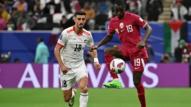 الفدائي الفلسطيني يقلب الطاولة على قطر ويتصدر افتتاح كأس العرب
