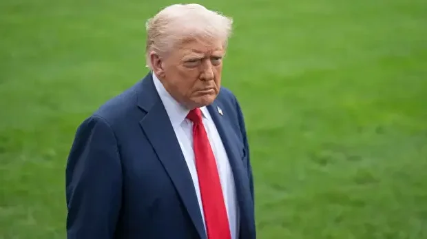 Le président américain Donald Trump a déclaré, à propos de l'attaque armée qui a coûté la vie à trois citoyens américains en Syrie, qu'il y aurait "une riposte très sévère".