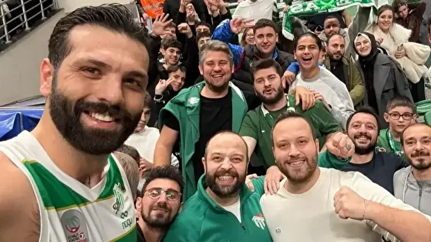 Göksenin Köksal (En soldaki.)