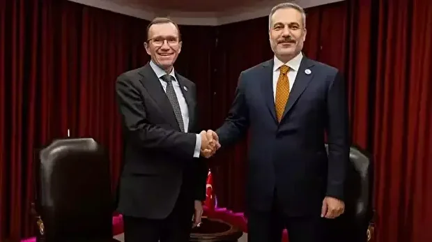 فيدان يبحث مع نظيره النرويجي قضايا إقليمية ودولية