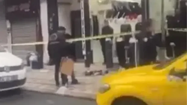 Cinayetli sonuçlanan kavga nedeniyle iki kişi gözaltına alındı.