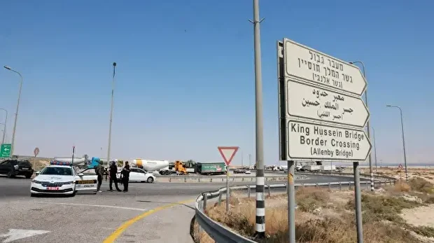 الاحتلال الإسرائيلي يعيد فتح جسر الملك حسين بين الأردن والضفة الأربعاء 