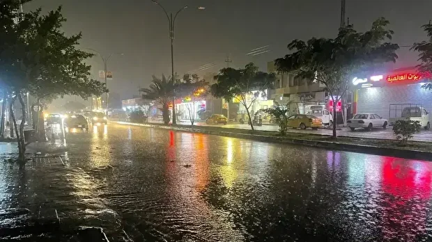 Kerkük'te sağanak yağış