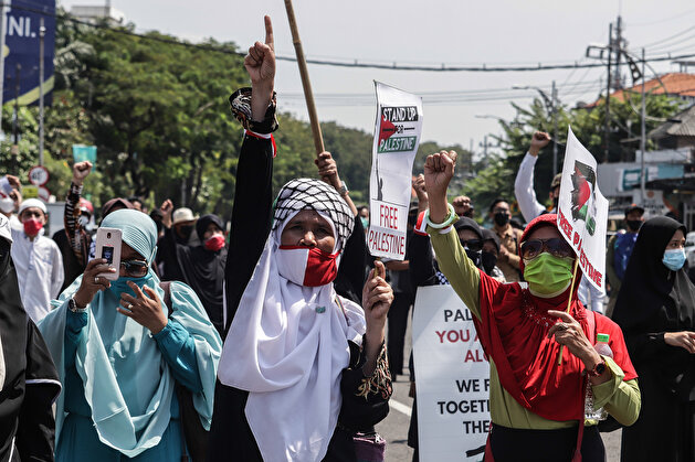 Thousands march in Indonesia in solidarity with Palestinians