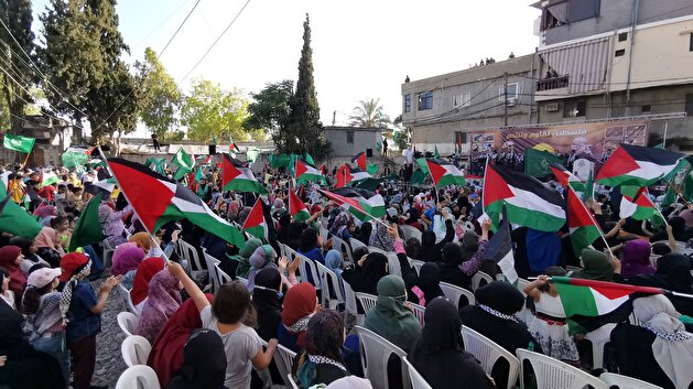 Palestinians in Lebanon demonstrate in support of Gaza