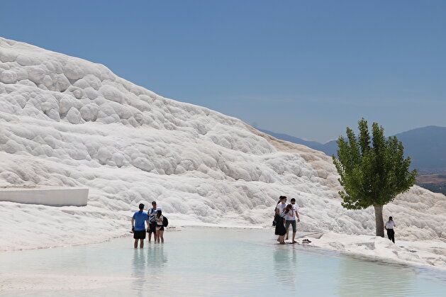 Turkey's white water wonderland welcomes visitors to Pamukkale