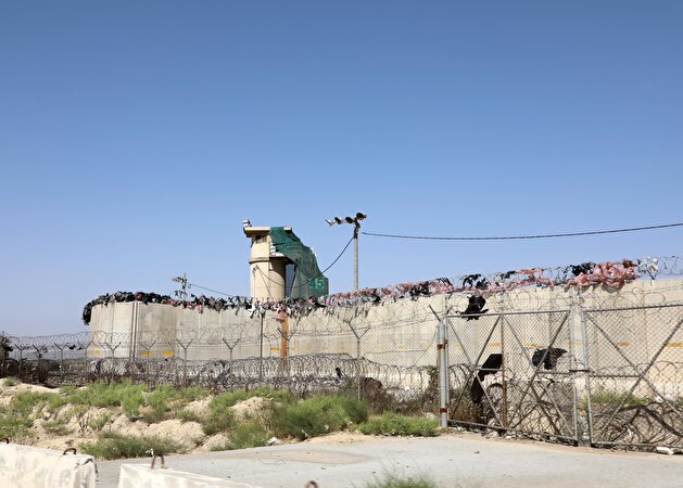 US forces transfer their main Bagram Airfield to Afghans