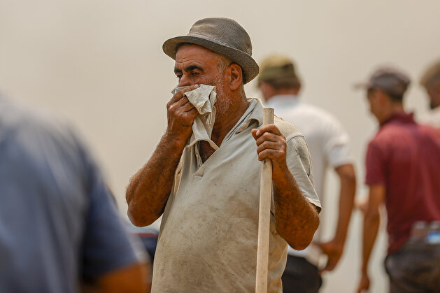 Turkey works around the clock to extinguish fires ravishing Antalya