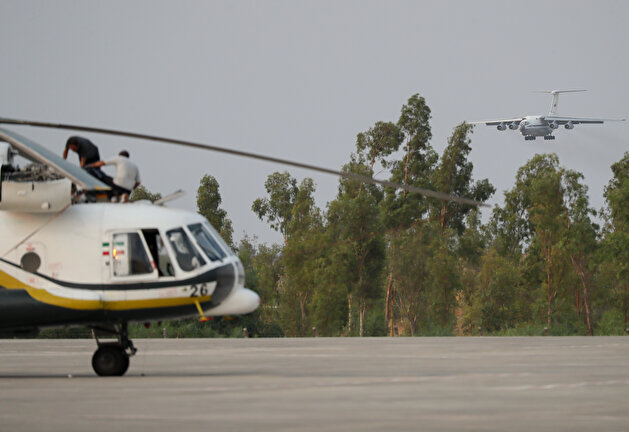 Pilots race against the clock to put out wildfires in Turkey