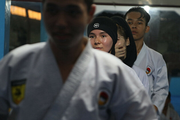 Young refugees practice Karate in Indonesia