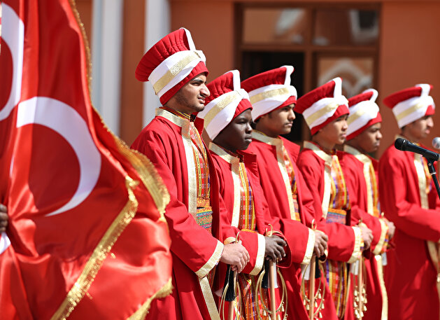 Mehter team formed with 33 students from 25 different countries